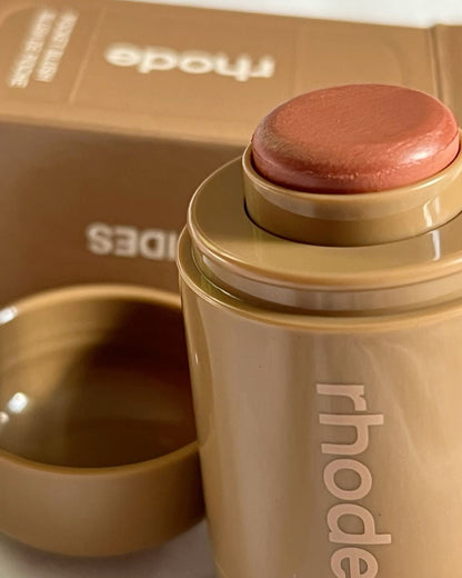 Rhode Pocket Blush – On-the-Go Glow